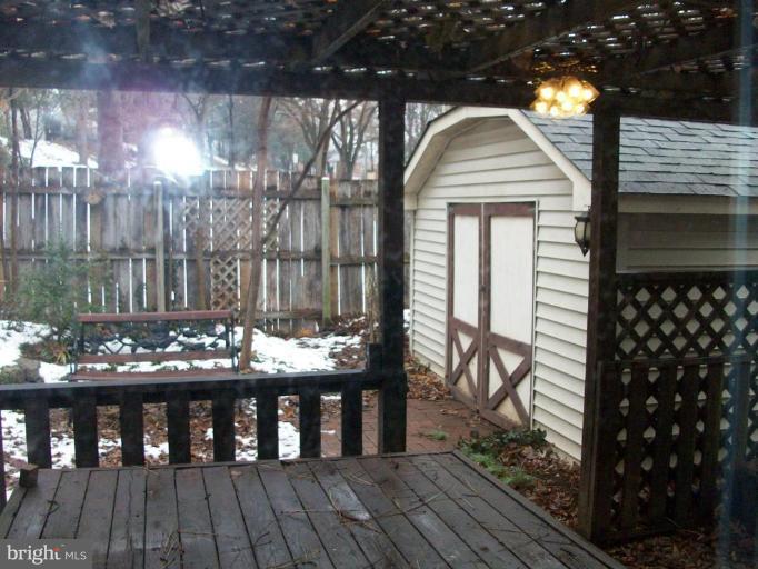 9914 Hampton Road Manassas, VA 20110 - Photo 5 of 16 Patio