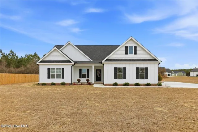 $385,000 | 204 Fitzgerald Drive, Pikeville, NC 27863