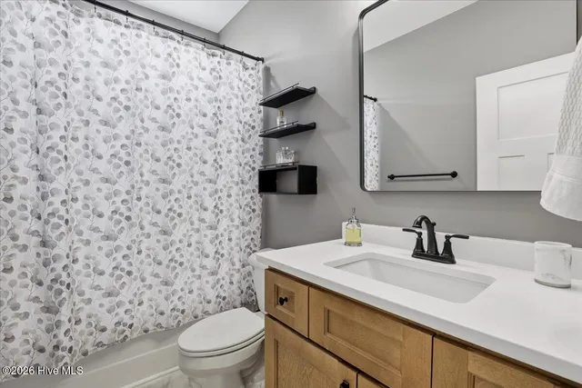 $385,000 | 204 Fitzgerald Drive, Pikeville, NC 27863