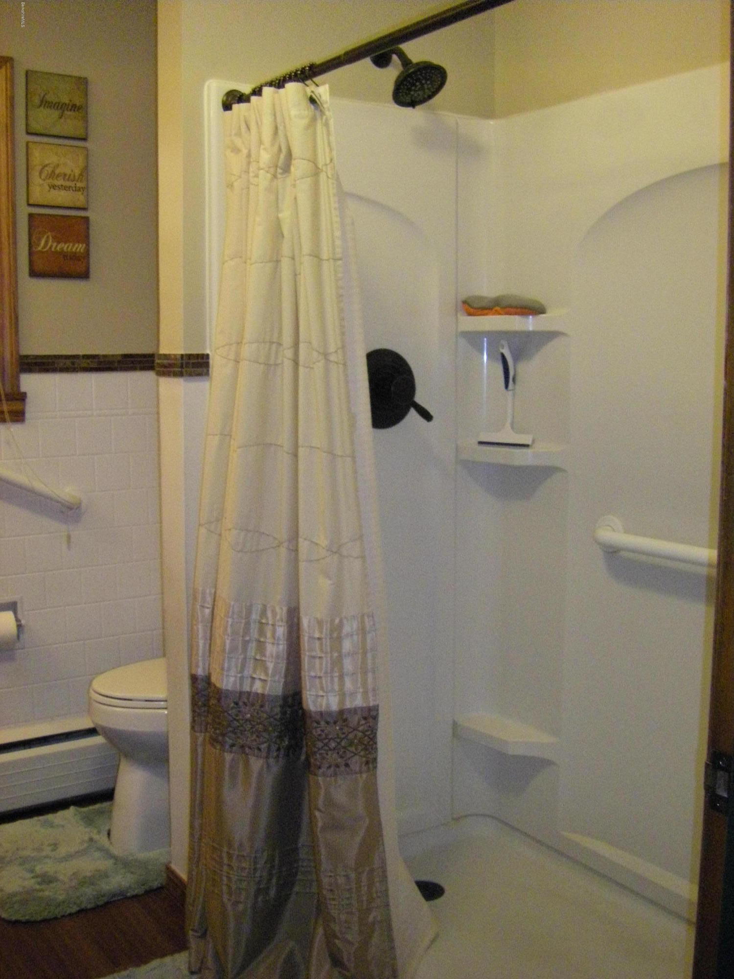 55 Natural Bridge Road North Adams, MA 01247 - Photo 32 of 47 Full Bath