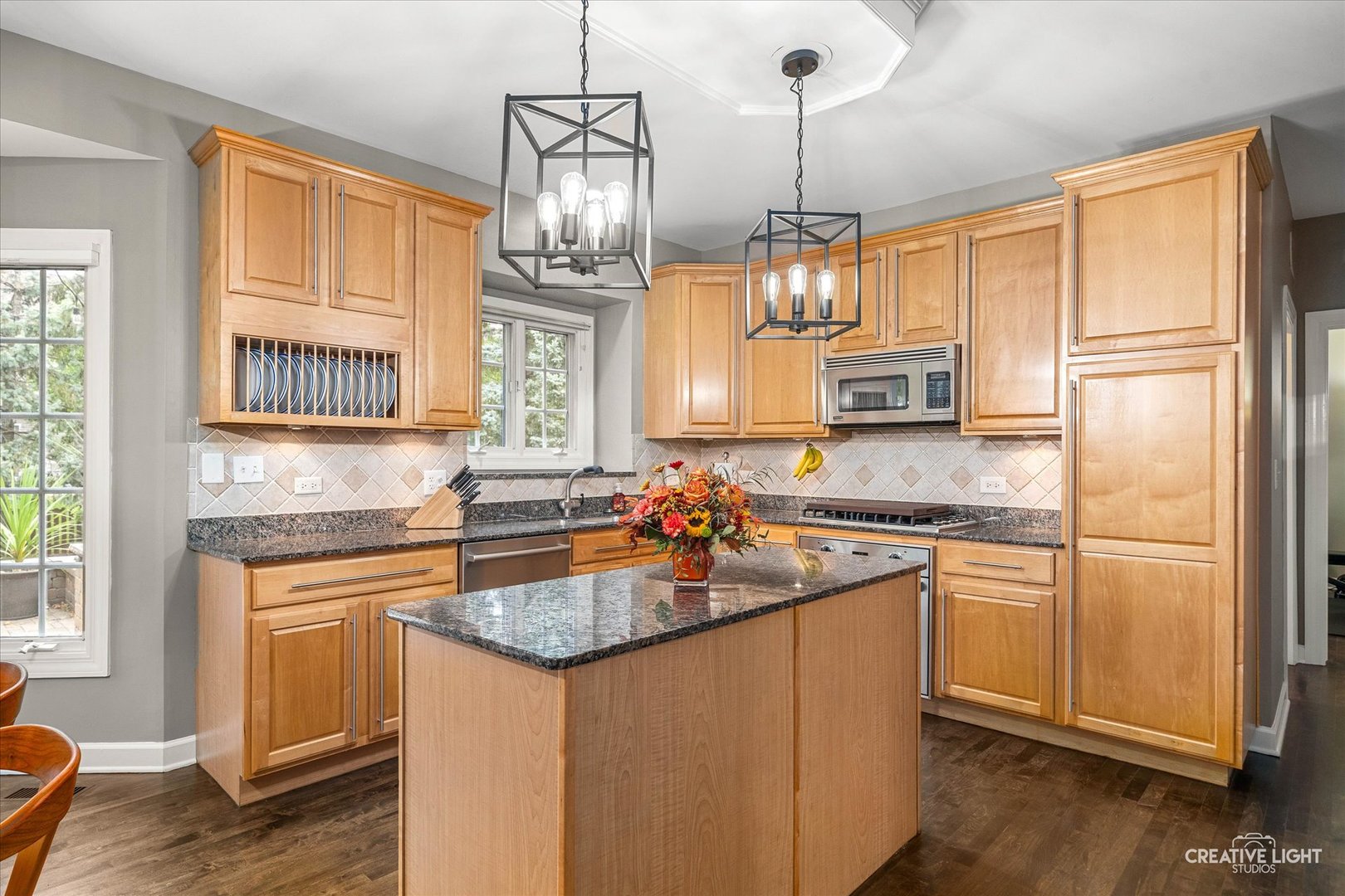 3611 Grassmere Road Naperville, IL 60564 - Photo 2 of 51 Gallery Image 2