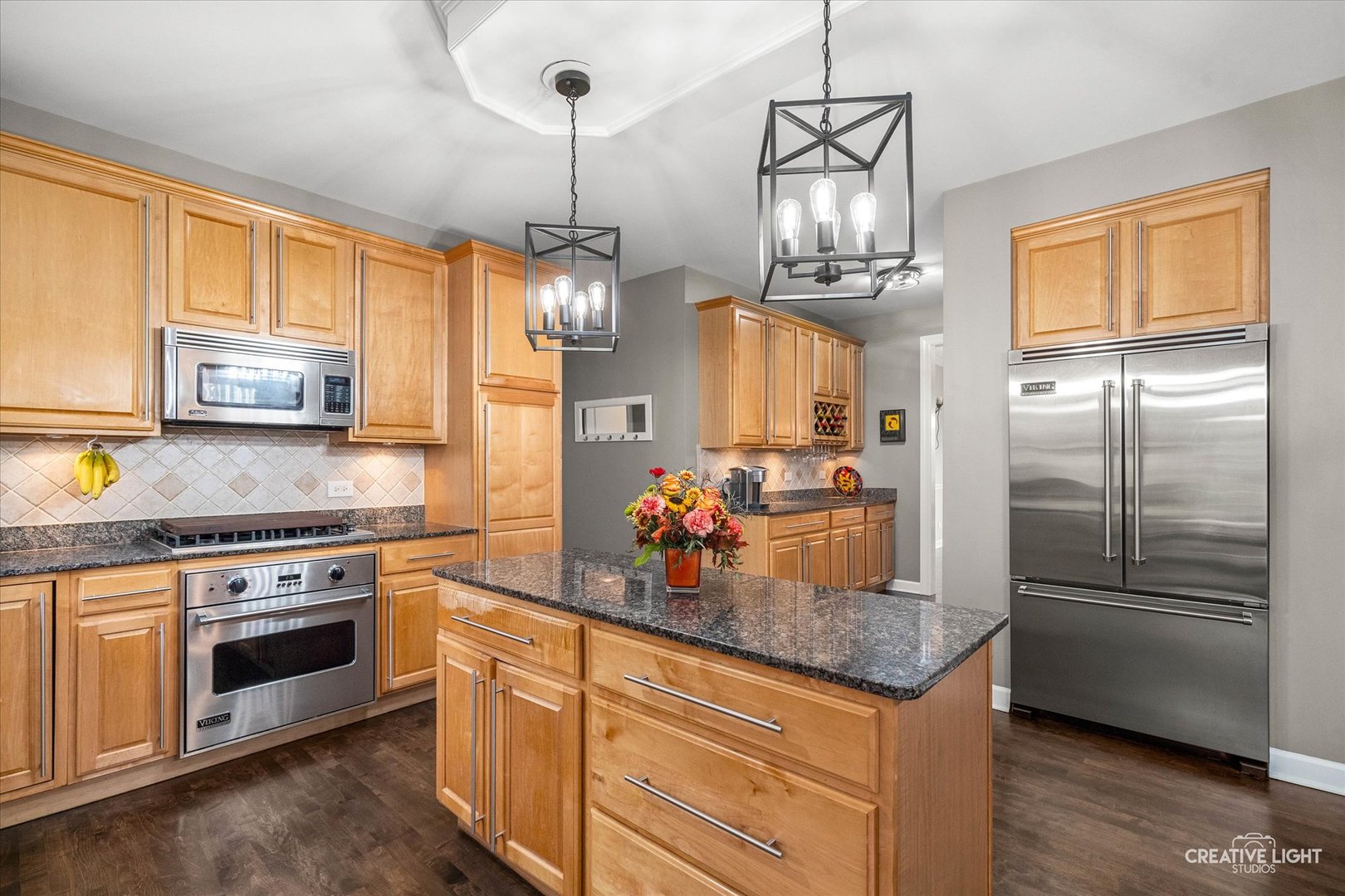 3611 Grassmere Road Naperville, IL 60564 - Photo 3 of 51 Gallery Image 3
