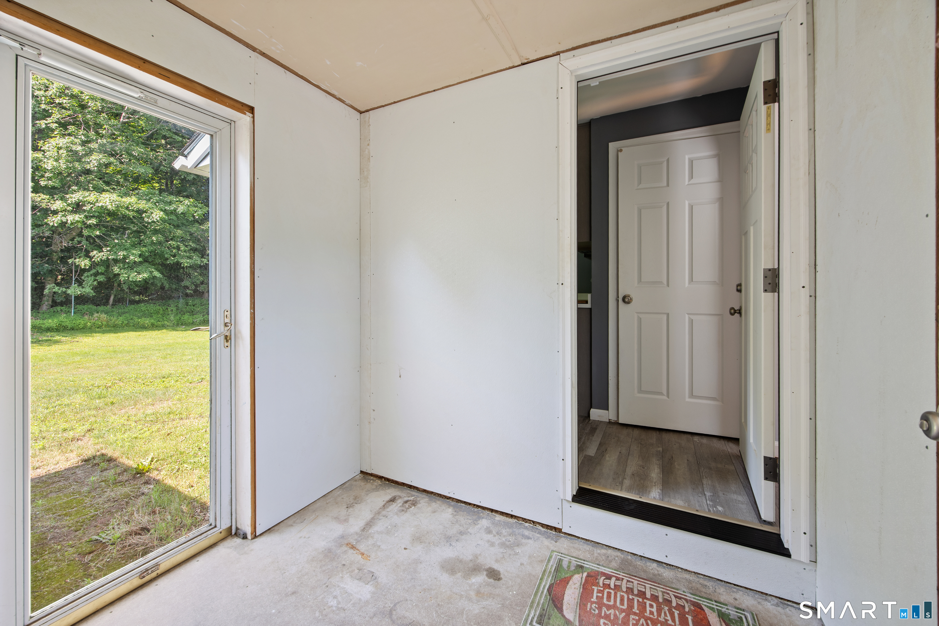 266 Albrecht Road Torrington, CT 06790 - Photo 25 of 32