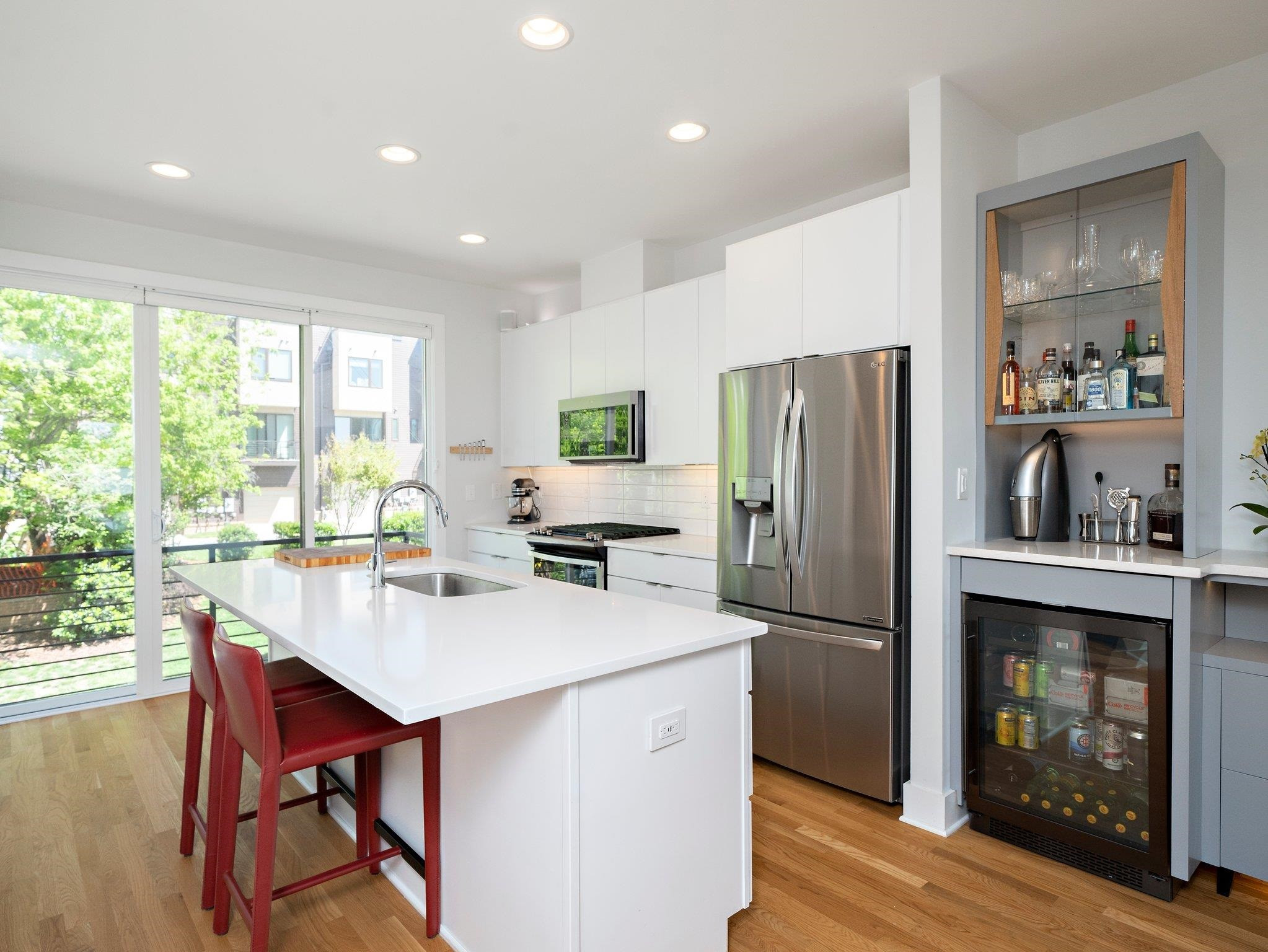 512 West South Street Raleigh, NC 27601 - Photo 4 of 38 Photo 4