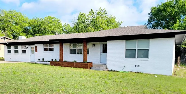 $309,000 | 1447 West Lingleville Road, Stephenville, TX 76401