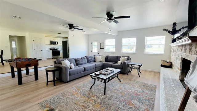 $309,000 | 1447 West Lingleville Road, Stephenville, TX 76401