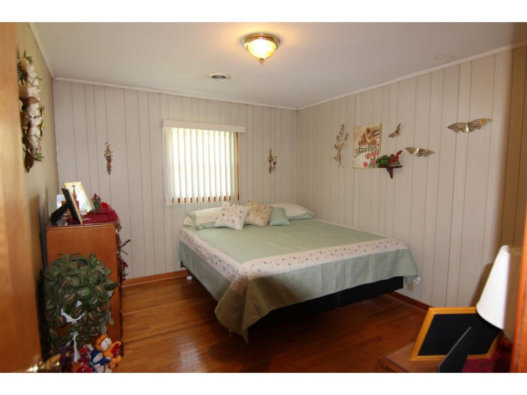 2380 Divide Road Mountain City, TN 37683 - Photo 10 of 28 BEDROOM