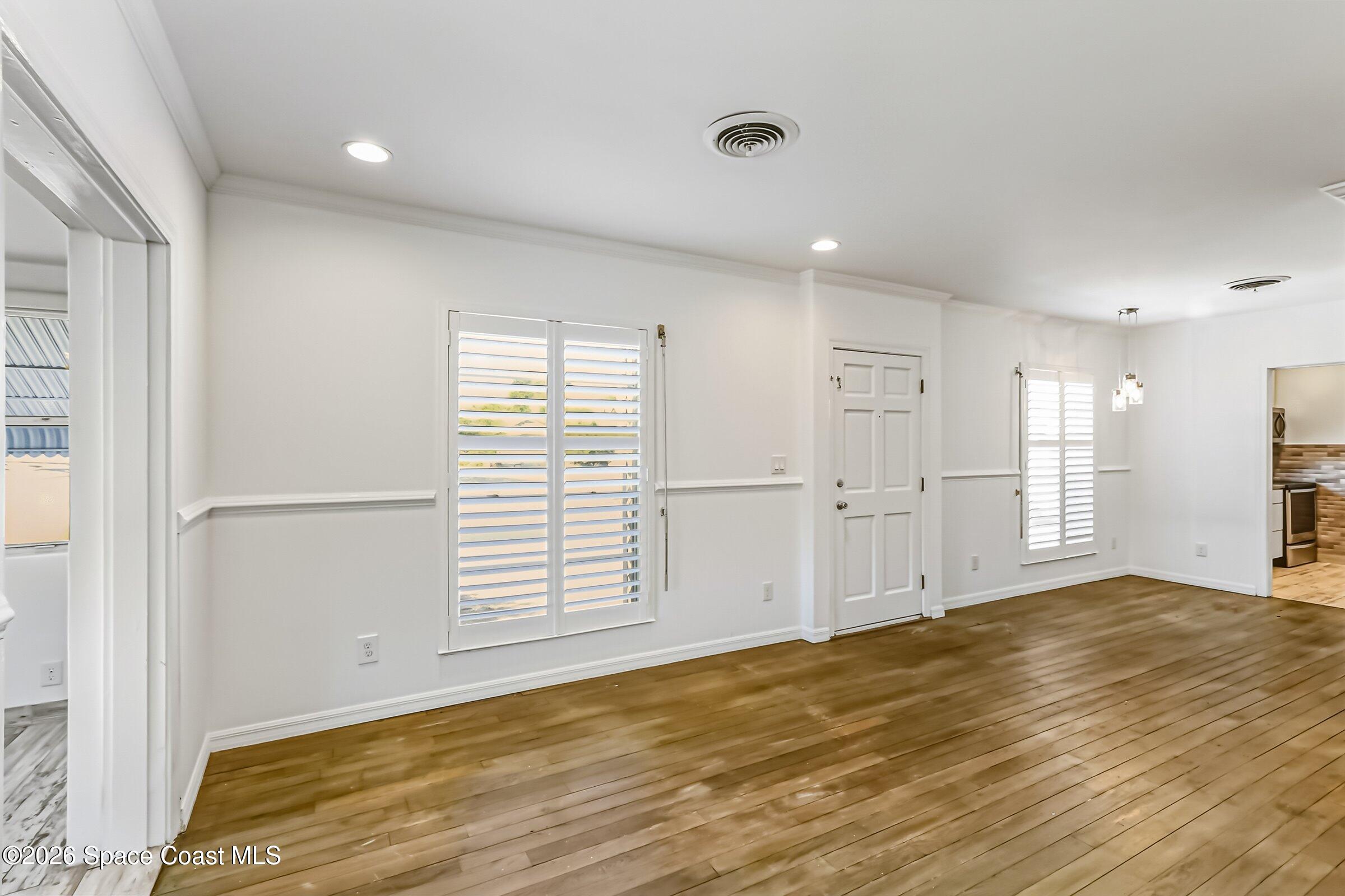 1811 Hickory Street Melbourne, FL 32901 - Photo 17 of 38 22-1811-Hickory-211