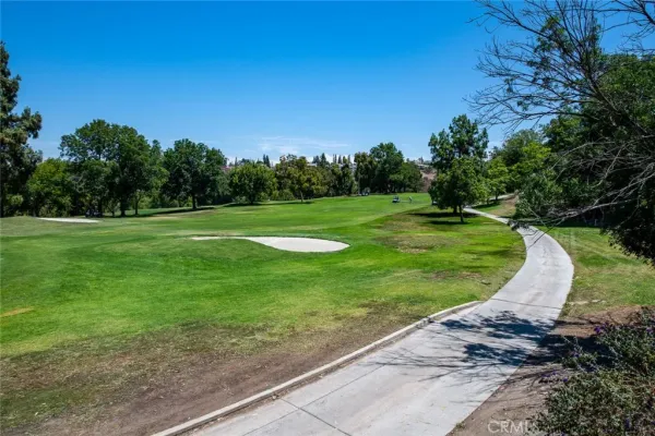 $984,900 | 430 South Ranch View Circle, Anaheim Hills, CA 92807
