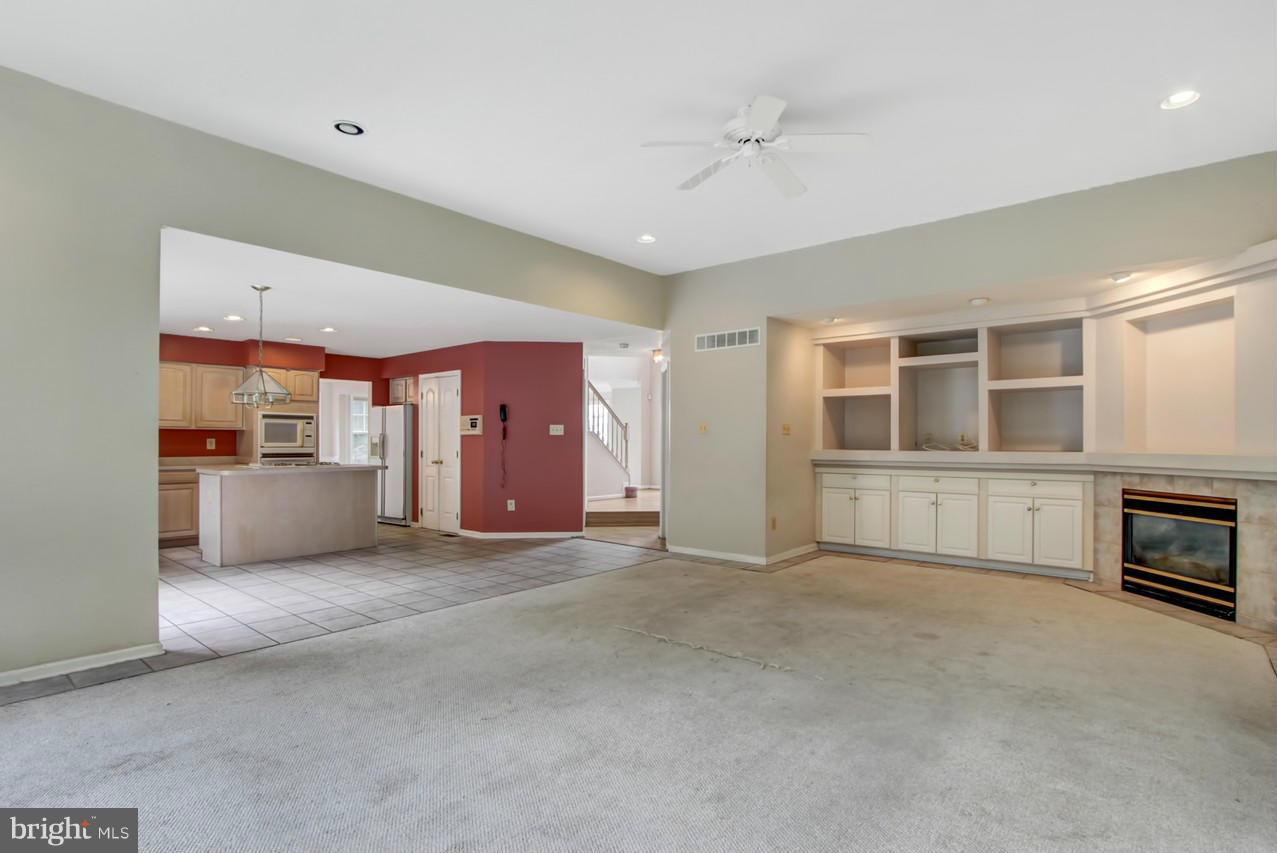 4410 Travancore Road Randallstown, MD 21133 - Photo 11 of 30 Family Room