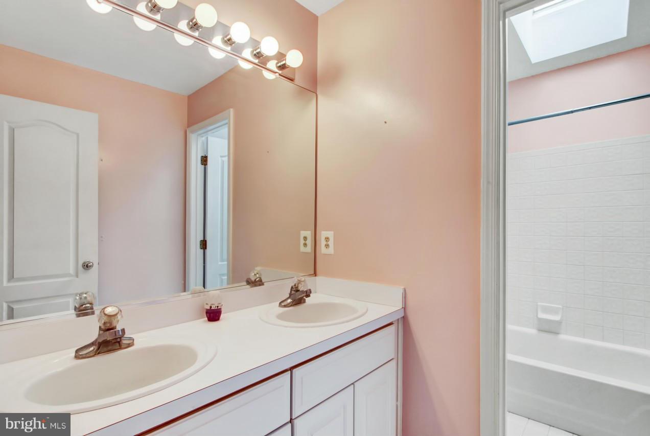 4410 Travancore Road Randallstown, MD 21133 - Photo 20 of 30 Bath