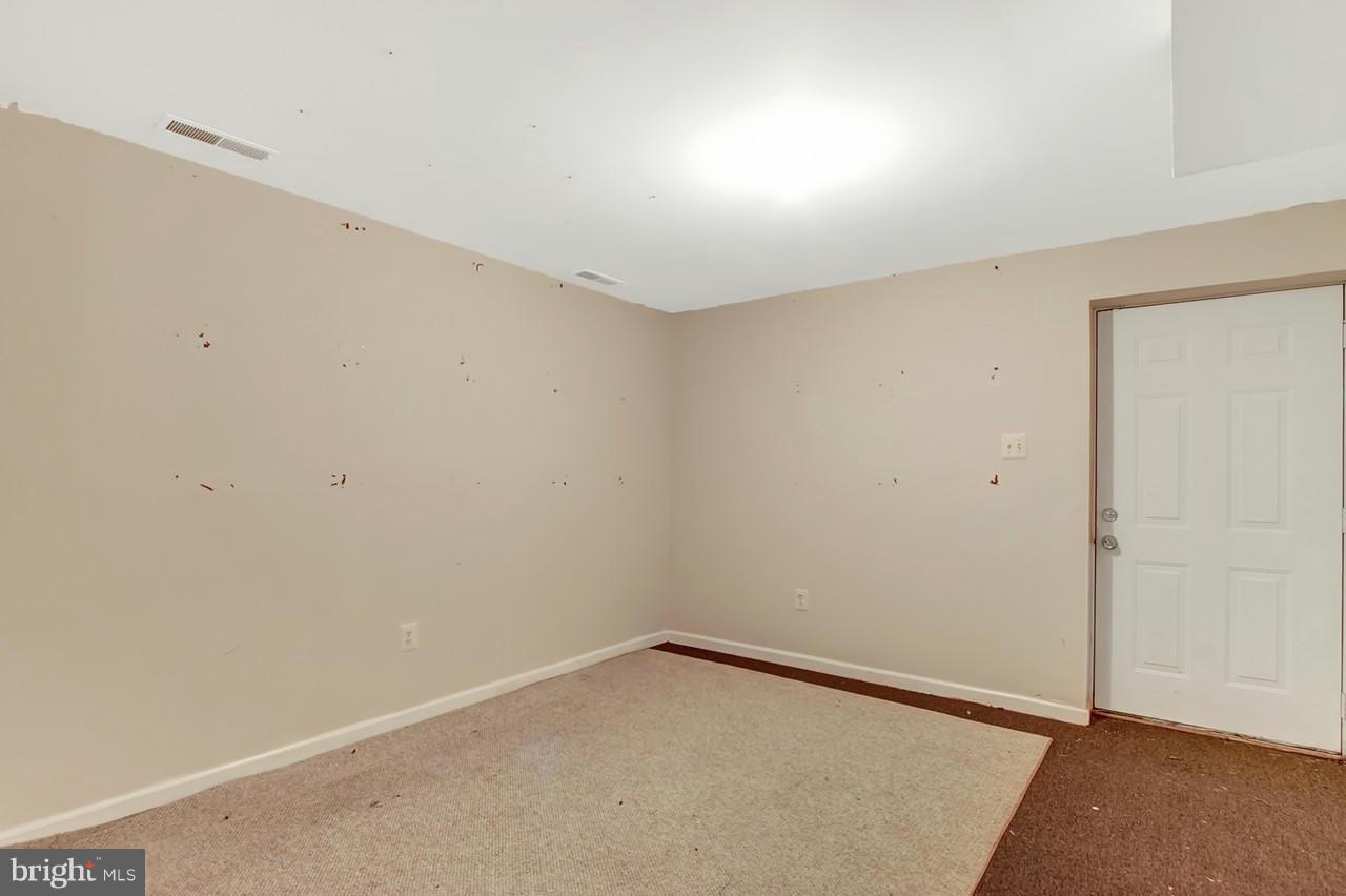 4410 Travancore Road Randallstown, MD 21133 - Photo 24 of 30 Bath (Master)