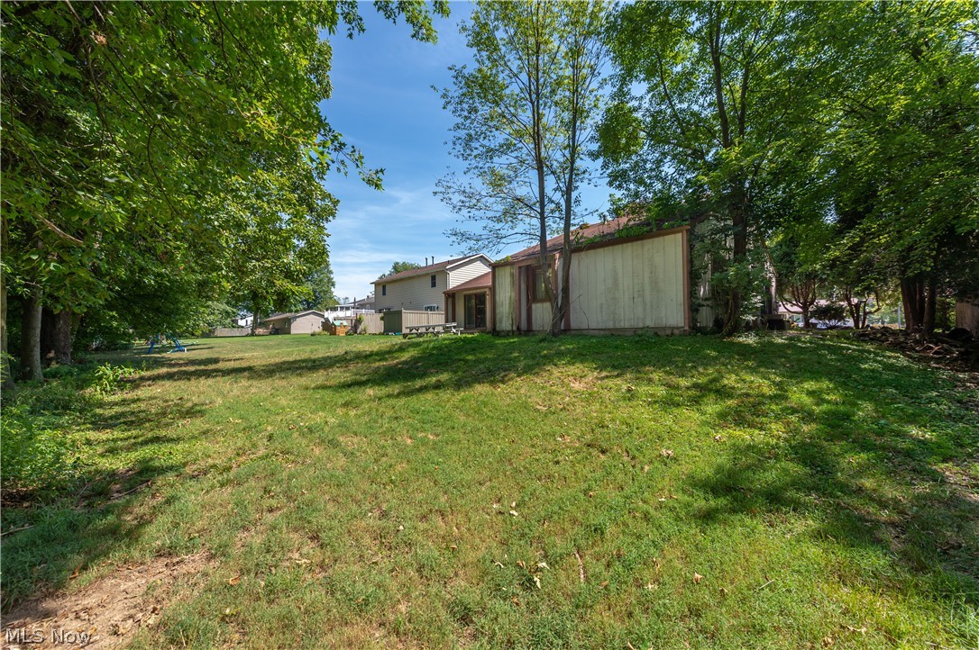 984-986 Clark Road Wadsworth, OH 44281 - Photo 4 of 35 Gallery Image 4