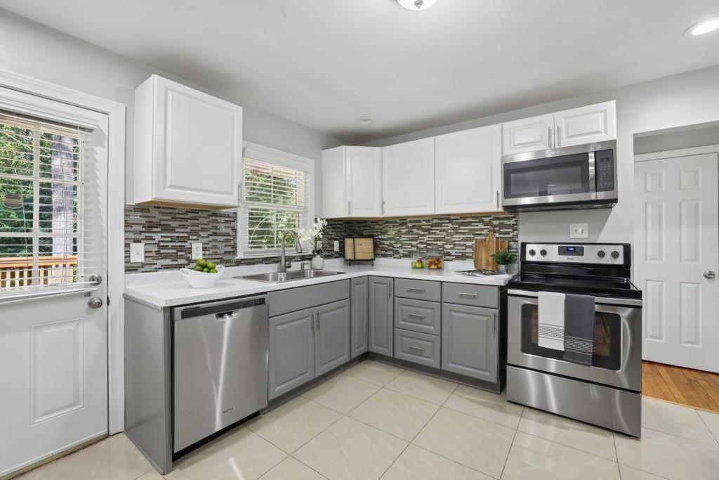 2900 Hollywood Drive Decatur, GA 30033 - Photo 15 of 28 Gallery Image 15