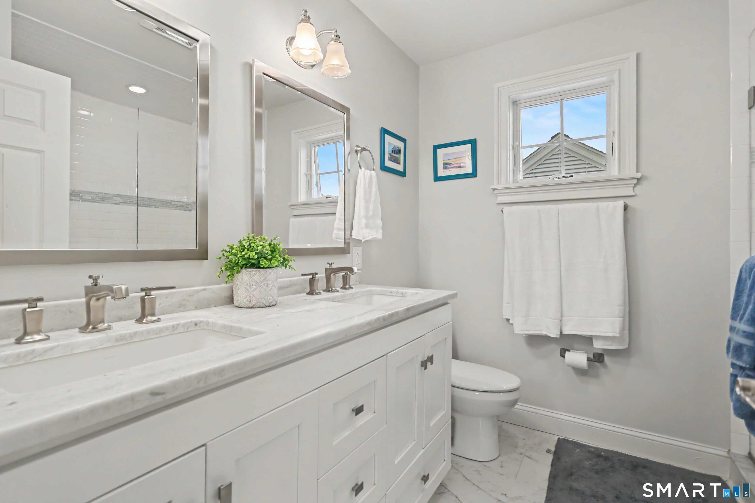 787 Rowland Road Fairfield, CT 06824 - Photo 18 of 35