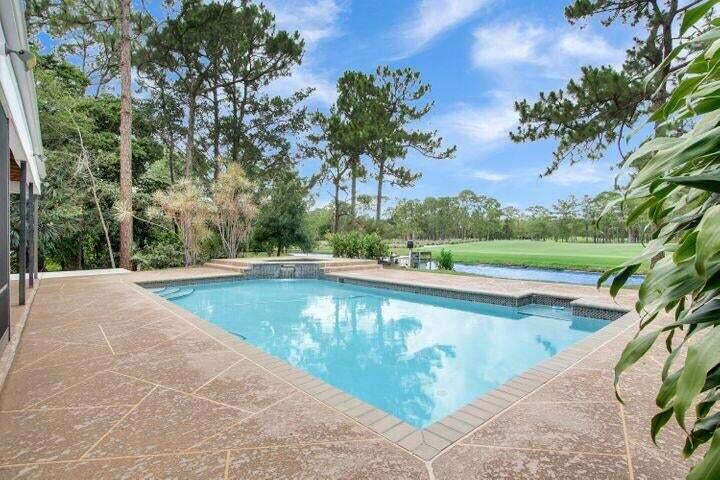 1328 Southeast Colony Way Jupiter, FL 33478 - Photo 2 of 37 20221226141910784262000000-o