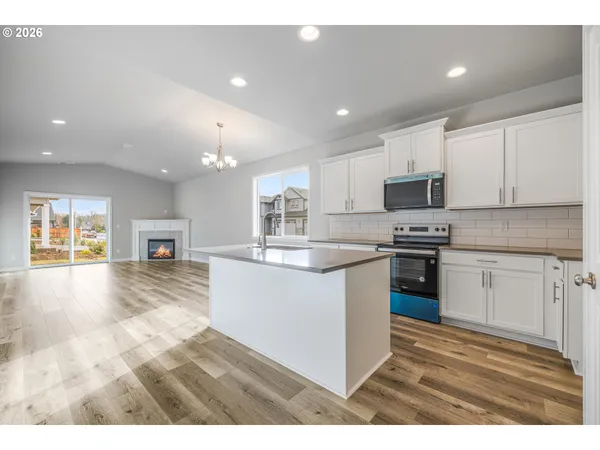 $499,000 | 435 South Elm Street, Yamhill, OR 97148
