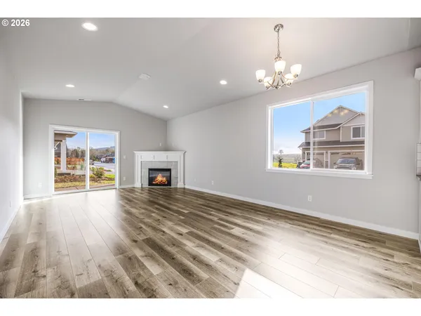 $499,000 | 435 South Elm Street, Yamhill, OR 97148