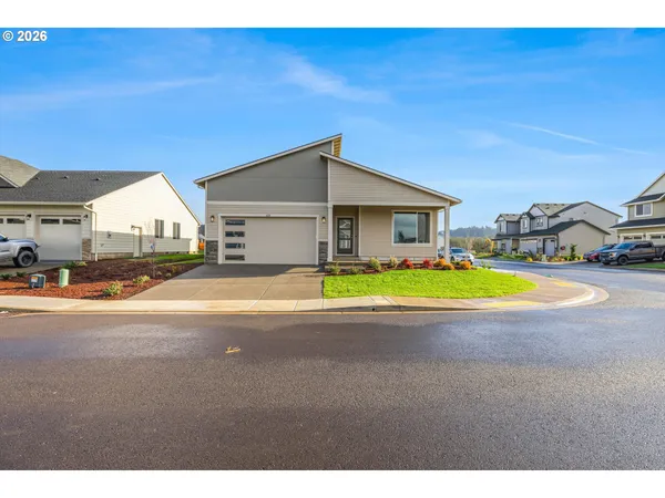 $499,000 | 435 South Elm Street, Yamhill, OR 97148