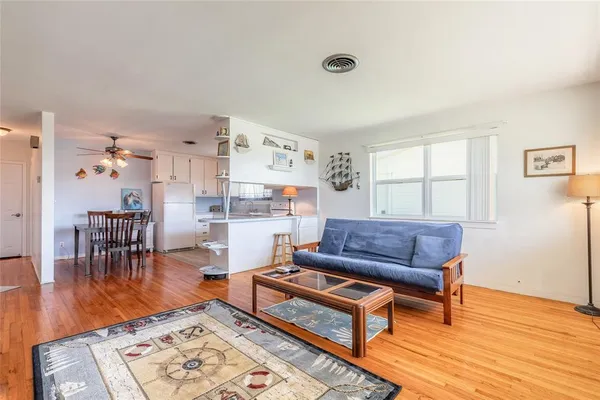 $299,000 | 227 Ponce De Leon Drive, Ormond Beach, FL 32176