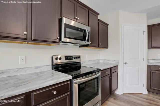 $361,900 | 910 Wild Azalea Way, Hubert, NC 28539