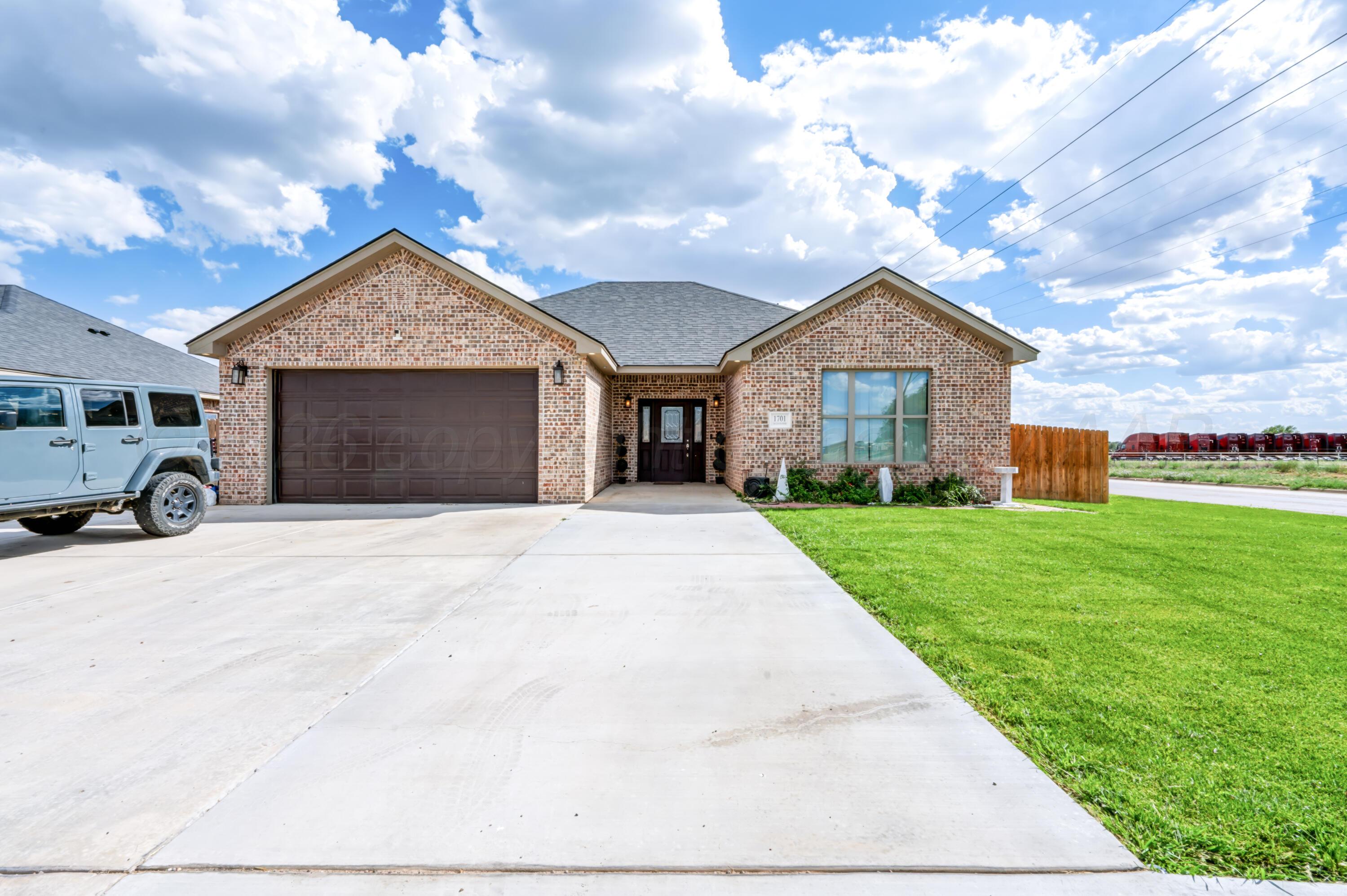 1701 Cactus Flower - Dalhart-3