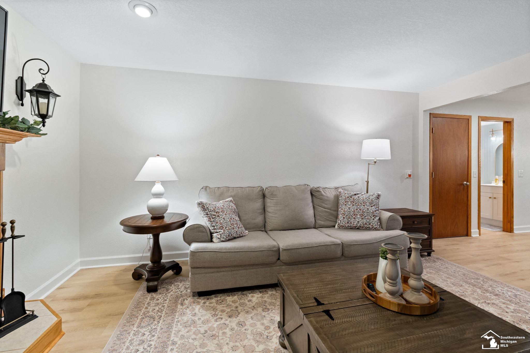 9099 Summerfield Road Temperance, MI 48182 - Photo 11 of 52 Gallery Image 11