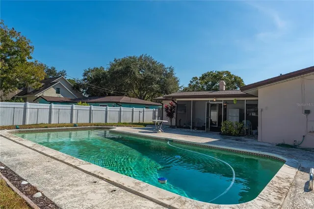 $509,900 | 1664 Whitewood Drive, Clearwater, FL 33756