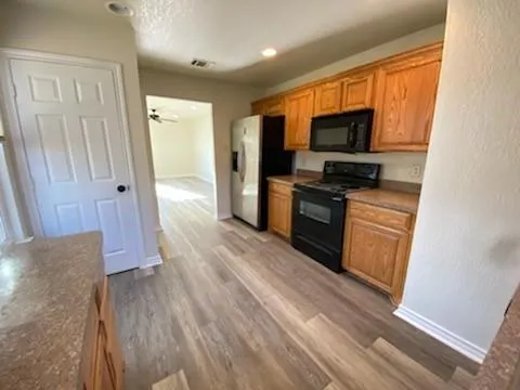$1,495 | 514 Euclid Street, Cleburne, TX 76033