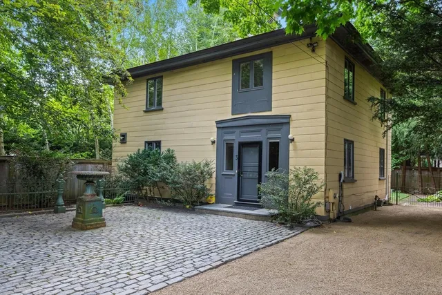 $8,995,000 | 158 Brattle Street, Cambridge, MA 02138