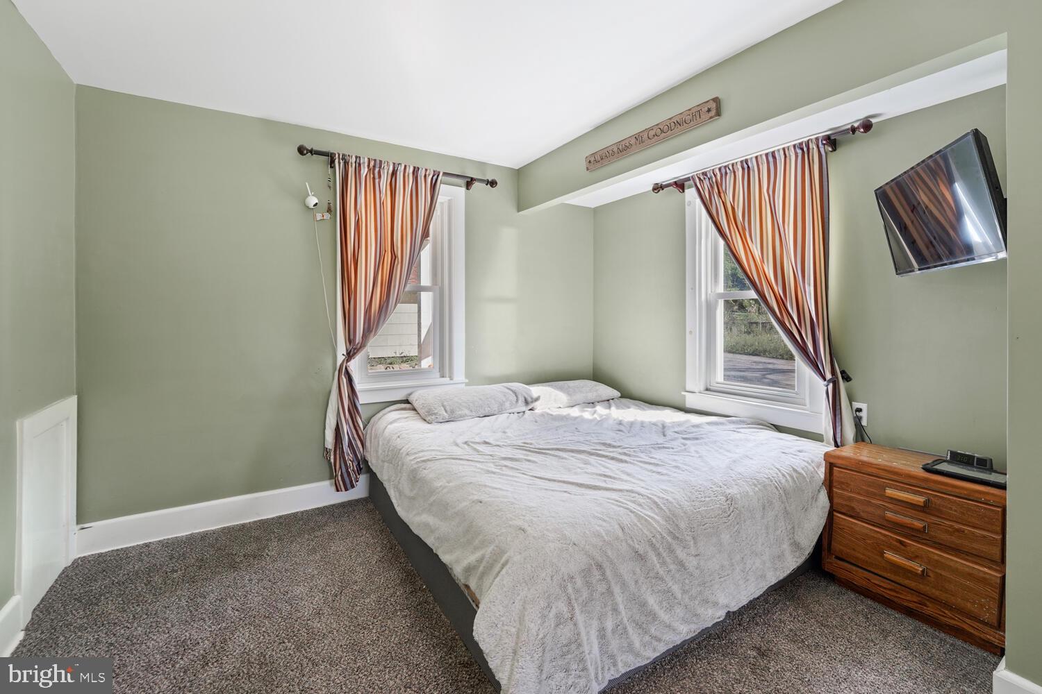 681 Cold Run Road Birdsboro, PA 19508 - Photo 19 of 32 First Floor Master Bedroom
