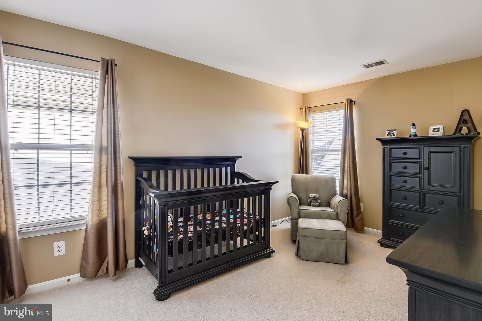 8715 Lords View Loop Gainesville, VA 20155 - Photo 25 of 30 Bedroom