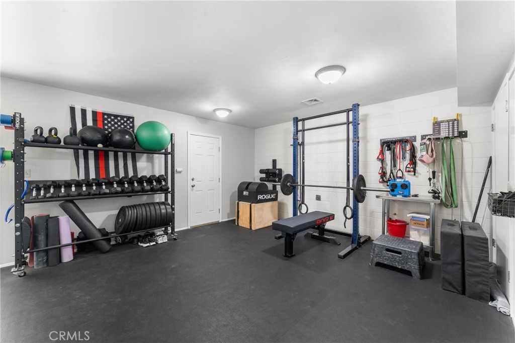 4380 Miramonte Place Riverside, CA 92501 - Photo 39 of 73 a bedroom with furniture