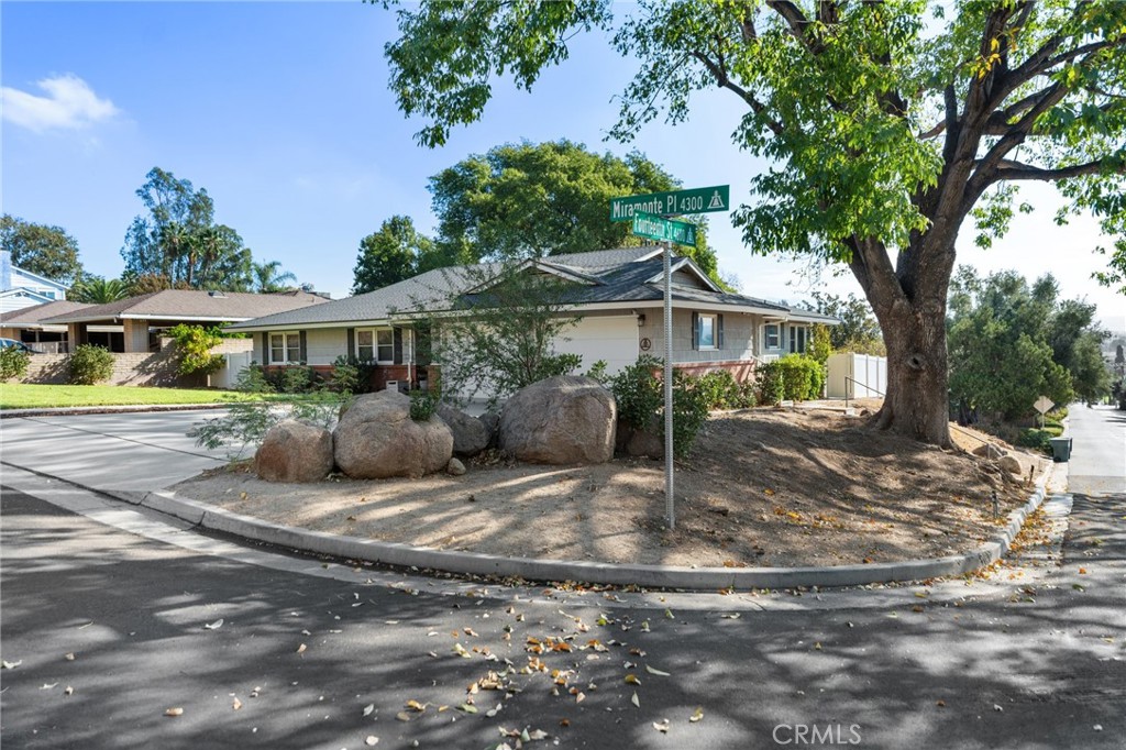 4380 Miramonte Place Riverside, CA 92501 - Photo 62 of 73