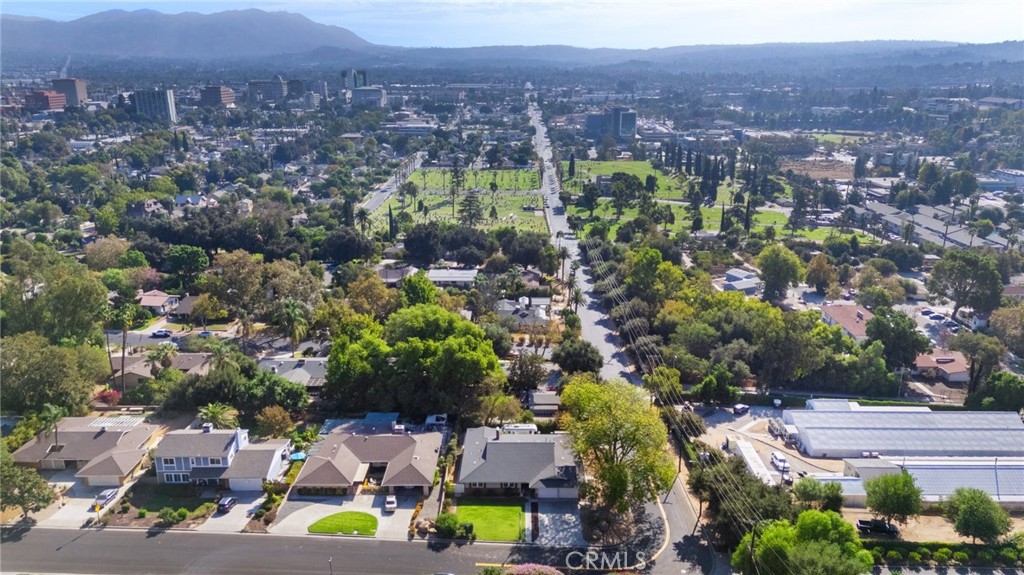 4380 Miramonte Place Riverside, CA 92501 - Photo 69 of 73