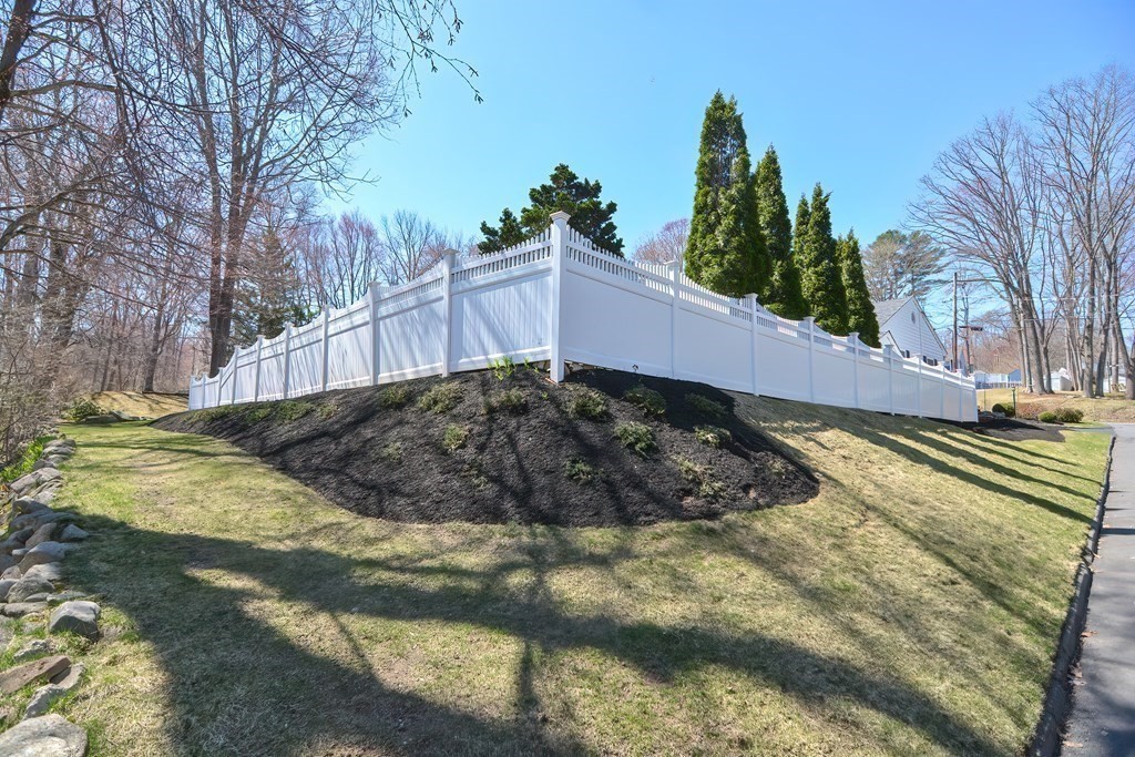 34 Eastview Road Hopkinton, MA 01748 - Photo 29 of 41 Gallery Image 29