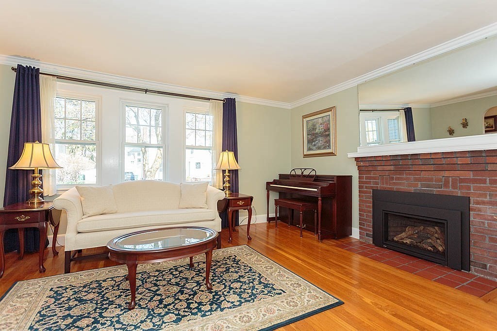 19 Wildwood Road Medford, MA 02155 - Photo 10 of 37 Gallery Image 10