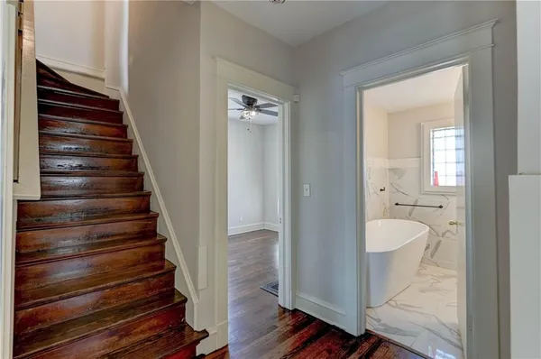 $395,000 | 1326 Lake Avenue, Kansas City, MO 64109