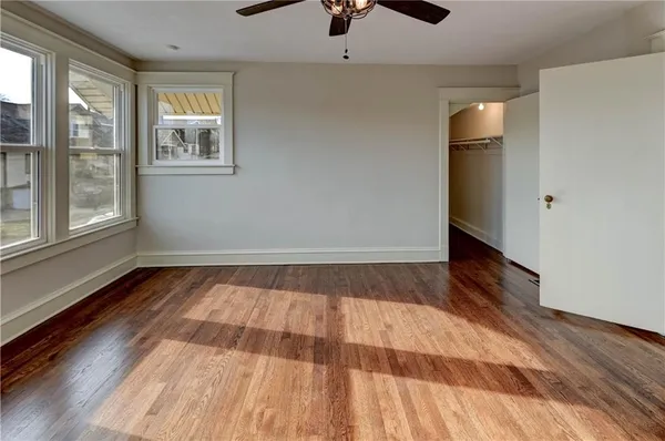 $395,000 | 1326 Lake Avenue, Kansas City, MO 64109
