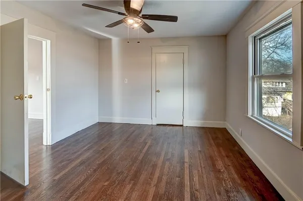 $395,000 | 1326 Lake Avenue, Kansas City, MO 64109
