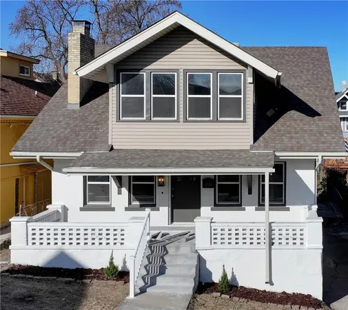 $395,000 | 1326 Lake Avenue, Kansas City, MO 64109