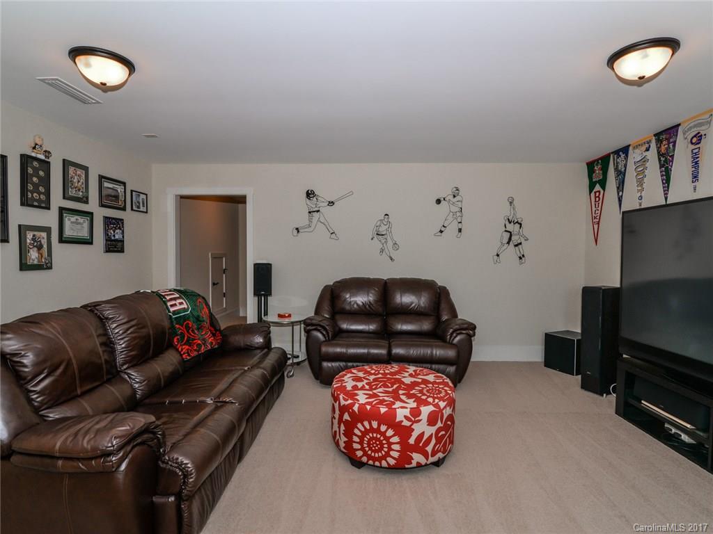 1093 Angelica Lane Tega Cay, SC 29708 - Photo 20 of 24 Gallery Image 20