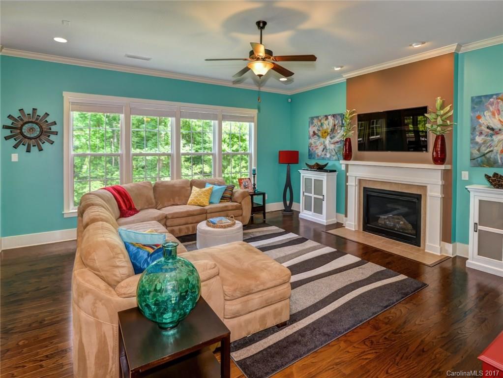 1093 Angelica Lane Tega Cay, SC 29708 - Photo 9 of 24 Gallery Image 9