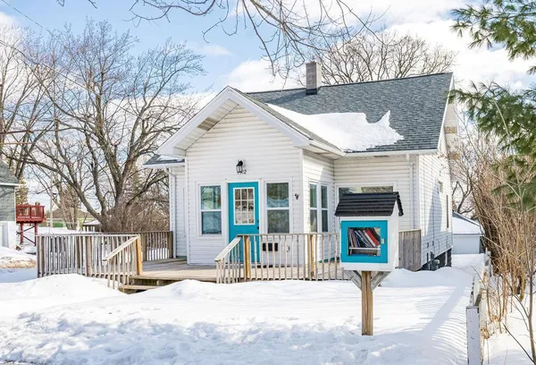 $360,000 | 2502 West 15th Street, Duluth, MN 55806