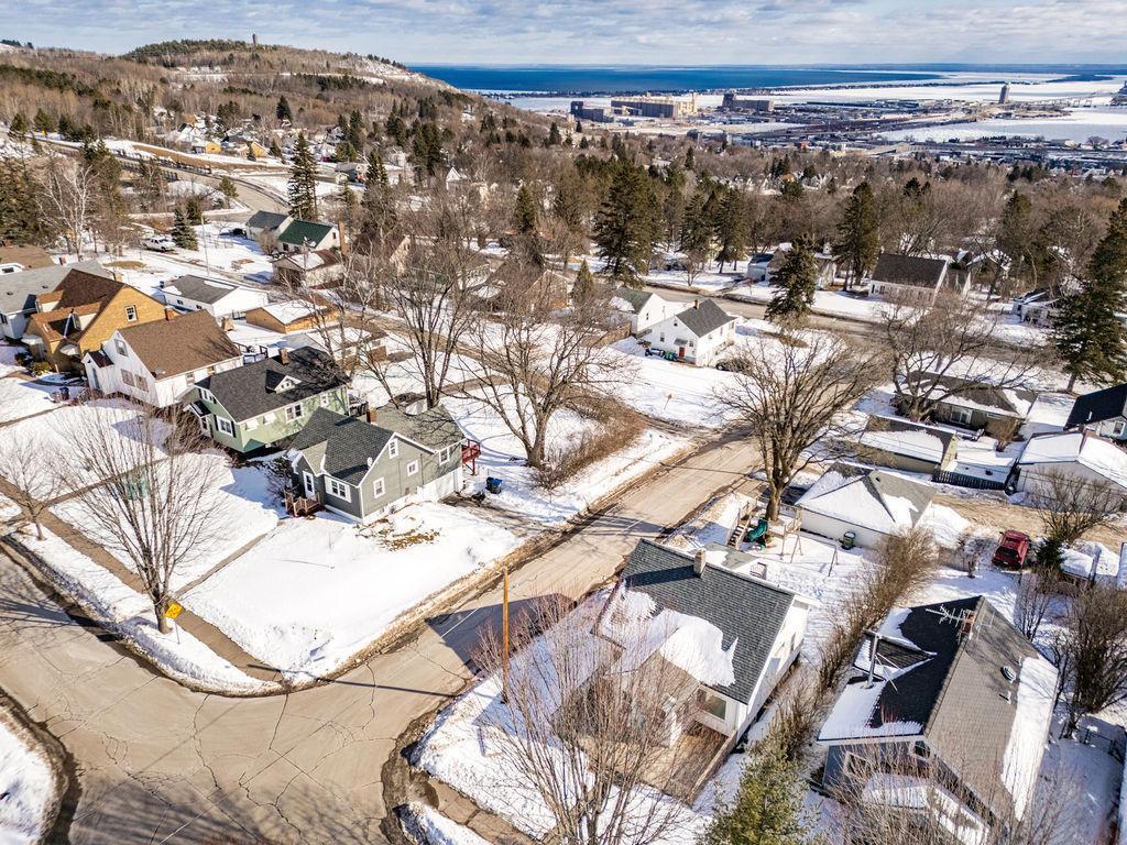 2502 West 15th Street Duluth, MN 55806 - Photo 33 of 35