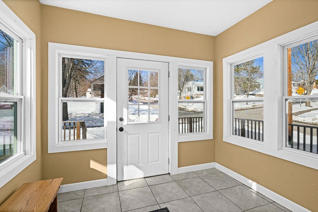 2502 West 15th Street Duluth, MN 55806 - Photo 10 of 35