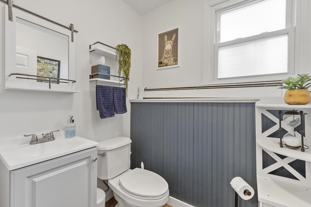 101 Williams Road Ashburnham, MA 01430 - Photo 28 of 42 a bathroom with a sink a toilet and mirror