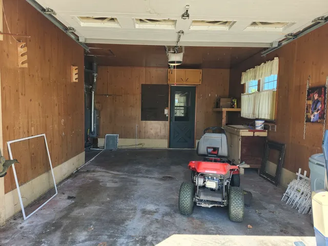 $123,900 | 2406 West Olive Street, Decatur, IL 62526