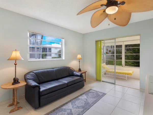 $94,999 | 405 Burgundy I, Delray Beach, FL 33484