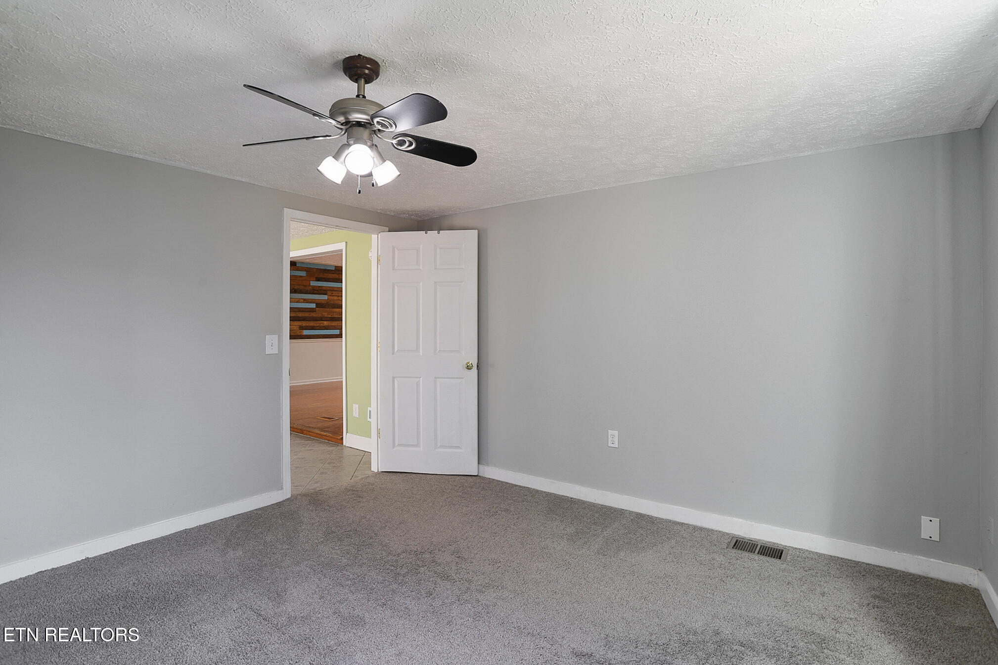 4313 Raj Road Knoxville, TN 37921 - Photo 31 of 49 4313 Raj Rd-139